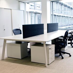 Robberechts-Junto bureau blanc passe cable combinable