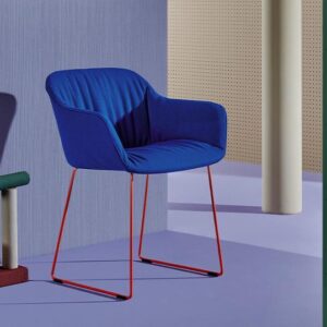 Pedrali-Babila XL Chaise d'acceuil rembourrée bleu