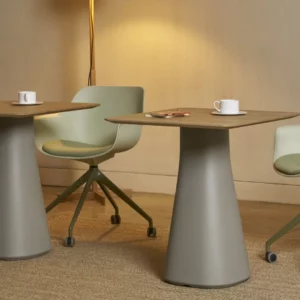 EsPattio – Baelo table fonctionnelle pour espaces collaboratifs